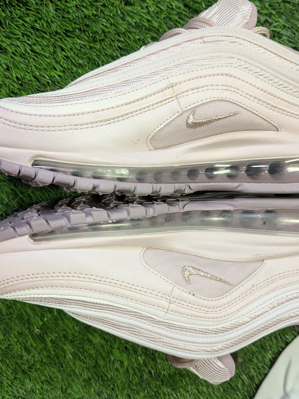 Nike Women’s Light Pink Air Max 97
